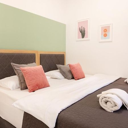 Design Sunny 2Bdr Apartment Near The City Center Zagreb Dış mekan fotoğraf